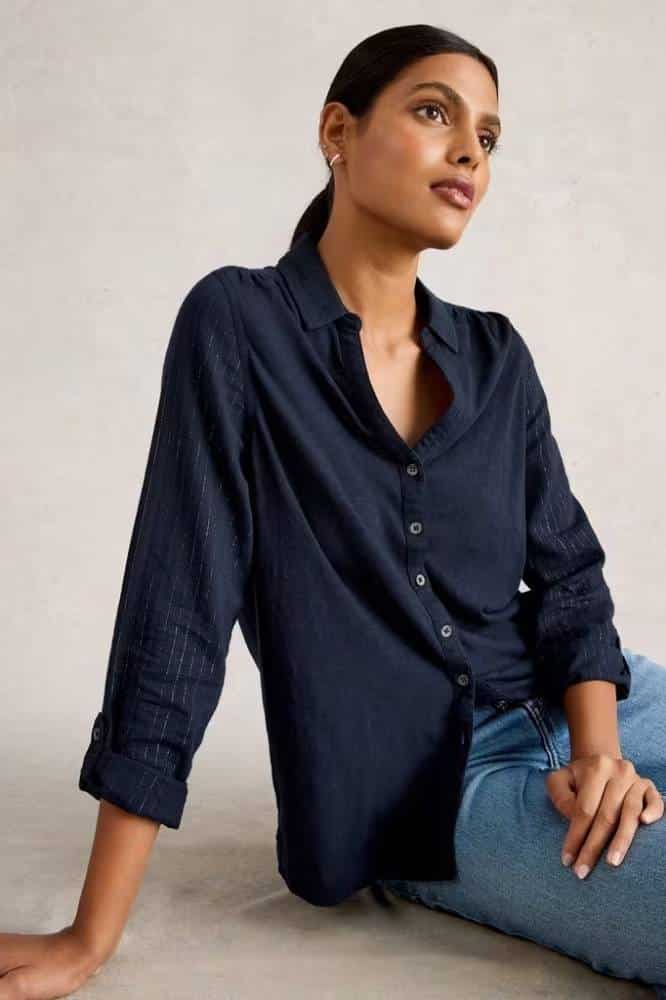 White Stuff Annie Printed Sparkle Shirt Navy Print - La Vie en Rose Damesmode